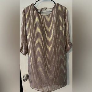 NWT women’s Gianni Bini gold and taupe midi dress. Size small